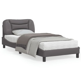 Estructura de cama con luces LED cuero sintético gris 90x190 cm de , Camas y somieres - Ref: Foro24-3213902, Precio: 167,99 €...