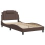 Estructura cama con luces LED cuero sintético marrón 100x200 cm de , Camas y somieres - Ref: Foro24-3214003, Precio: 155,63 €...