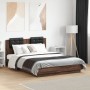 Cama con cabecero madera de ingeniería marrón roble 135x190 cm de vidaXL, Camas y somieres - Ref: Foro24-3209960, Precio: 184...