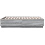 Estructura de cama madera de ingeniería gris Sonoma 140x190 cm de vidaXL, Camas y somieres - Ref: Foro24-3209735, Precio: 145...