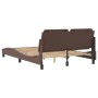 Estructura de cama cabecero cuero sintético marrón 140x190 cm de vidaXL, Camas y somieres - Ref: Foro24-3208179, Precio: 203,...