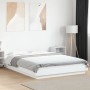 White engineered wood bed frame with LED 140x200 cm by vidaXL, Beds and slatted bases - Ref: Foro24-3281098, Price: 206,66 €,...