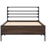 Estructura cama madera ingeniería metal roble marrón 75x190 cm de vidaXL, Camas y somieres - Ref: Foro24-845626, Precio: 95,9...