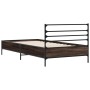 Estructura cama madera ingeniería metal roble marrón 75x190 cm de vidaXL, Camas y somieres - Ref: Foro24-845626, Precio: 95,9...