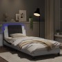 Estructura cama con LED cuero sintético blanco y negro 90x190cm de vidaXL, Camas y somieres - Ref: Foro24-3214081, Precio: 14...