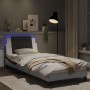 Estructura cama con LED cuero sintético blanco negro 90x200 cm de vidaXL, Camas y somieres - Ref: Foro24-3214088, Precio: 153...