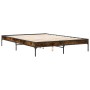 Estructura cama madera ingeniería metal roble ahumado 150x200cm de vidaXL, Camas y somieres - Ref: Foro24-845013, Precio: 105...