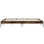 Estructura cama madera ingeniería metal roble ahumado 150x200cm de vidaXL, Camas y somieres - Ref: Foro24-845013, Precio: 105...