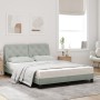 Bed with light gray velvet mattress 140x190 cm by vidaXL, Beds and slatted bases - Ref: Foro24-3208652, Price: 380,48 €, Disc...