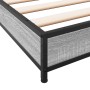 Estructura cama madera ingeniería metal gris Sonoma 150x200 cm de vidaXL, Camas y somieres - Ref: Foro24-845144, Precio: 94,3...