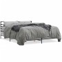 Estructura cama madera ingeniería metal gris Sonoma 150x200 cm de vidaXL, Camas y somieres - Ref: Foro24-3280050, Precio: 154...