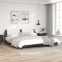 Estructura cama con LED cuero sintético negro blanco 200x200 cm de vidaXL, Camas y somieres - Ref: Foro24-3214136, Precio: 21...