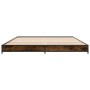 Estructura cama madera ingeniería metal roble ahumado 140x190cm de vidaXL, Camas y somieres - Ref: Foro24-845158, Precio: 93,...