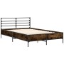 Estructura cama madera ingeniería metal roble ahumado 140x190cm de vidaXL, Camas y somieres - Ref: Foro24-3280079, Precio: 14...