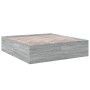 Estructura de cama madera de ingeniería gris Sonoma 200x200 cm de vidaXL, Camas y somieres - Ref: Foro24-3280900, Precio: 158...