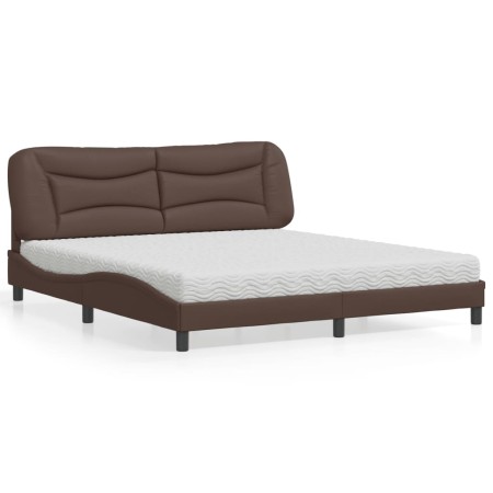 Cama con colchón cuero sintético marrón 180x200 cm de vidaXL, Camas y somieres - Ref: Foro24-3208740, Precio: 498,71 €, Descu...