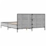 Estructura cama madera ingeniería metal gris Sonoma 150x200 cm de vidaXL, Camas y somieres - Ref: Foro24-3280005, Precio: 170...