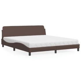 Cama con colchón cuero sintético marrón 180x200 cm de vidaXL, Camas y somieres - Ref: Foro24-3208459, Precio: 416,16 €, Descu...