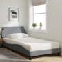 Cama con colchón tela gris claro 100x200 cm de vidaXL, Camas y somieres - Ref: Foro24-3208344, Precio: 270,01 €, Descuento: %