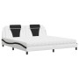 Cama con colchón cuero sintético blanco y negro 200x200 cm de , Camas y somieres - Ref: Foro24-3208823, Precio: 480,76 €, Des...