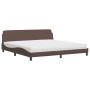 Cama con colchón cuero sintético marrón 200x200 cm de , Camas y somieres - Ref: Foro24-3208479, Precio: 428,19 €, Descuento: %