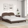 Estructura de cama con luces LED cuero PE marrón 160x200 cm de , Camas y somieres - Ref: Foro24-3214031, Precio: 229,14 €, De...