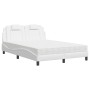 Cama con colchón cuero sintético blanco 140x200 cm de , Camas y somieres - Ref: Foro24-3208797, Precio: 421,62 €, Descuento: %