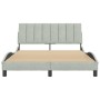 Estructura de cama con cabecero terciopelo gris claro 140x190cm de , Camas y somieres - Ref: Foro24-3207849, Precio: 181,83 €...