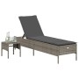 Lounger with gray synthetic rattan cushion and table by , Loungers - Ref: Foro24-4002730, Price: 164,85 €, Discount: %