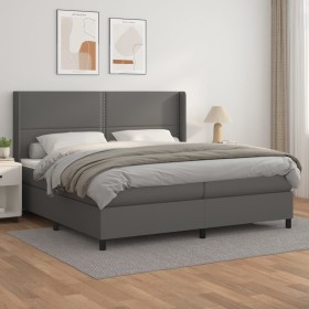 Cama box spring con colchón cuero sintético gris 200x200 cm de , Camas y somieres - Ref: Foro24-3132463, Precio: 693,99 €, De...