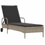 Sun loungers with cushions 2 units light gray synthetic rattan by , Loungers - Ref: Foro24-3261439, Price: 327,95 €, Discount: %