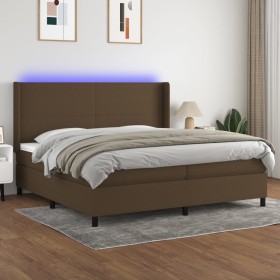 Cama box spring colchón luces LED tela marrón oscuro 200x200 cm de , Camas y somieres - Ref: Foro24-3138184, Precio: 673,82 €...