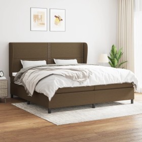 Cama box spring con colchón tela marrón oscuro 200x200 cm de , Camas y somieres - Ref: Foro24-3127912, Precio: 671,84 €, Desc...