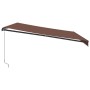 Toldo retráctil manual con luz LED marrón 450x300 cm de , Toldos - Ref: Foro24-3215743, Precio: 398,91 €, Descuento: %