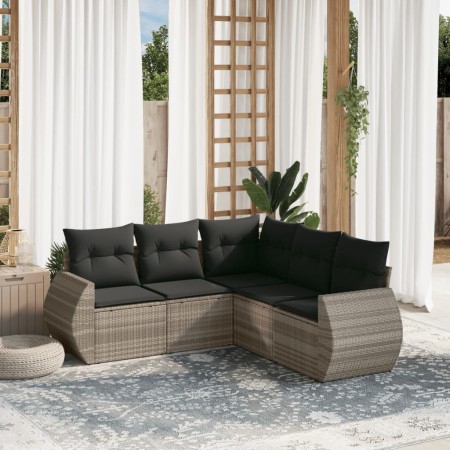 Gartensofa-Set und Kissen, 5-teilig, aus hellem grauem Kunststoff-Rattan. von , Gartensets - Ref: Foro24-3253689, Preis: 412,...