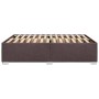 Cama sin colchón tela marrón oscuro 140x190 cm de , Camas y somieres - Ref: Foro24-3284474, Precio: 203,16 €, Descuento: %