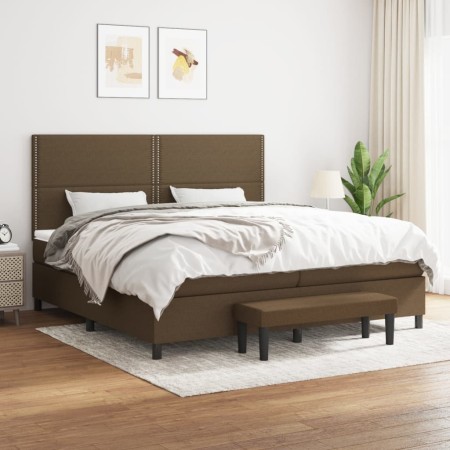 Cama box spring con colchón tela marrón oscuro 200x200 cm de , Camas y somieres - Ref: Foro24-3136624, Precio: 721,12 €, Desc...