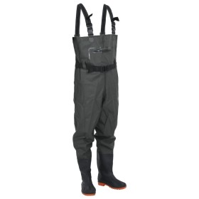 Chest waders with boots and dark green belt size