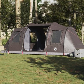 Tunnel tent for 4 people, waterproof, brown.