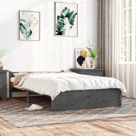 Estructura de cama madera maciza gris 140x200 cm de vidaXL, Camas y somieres - Ref: Foro24-815046, Precio: 171,99 €, Descuent...