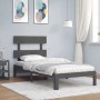 Estructura de cama con cabecero madera maciza gris 90x200 cm de vidaXL, Camas y somieres - Ref: Foro24-3193518, Precio: 104,7...