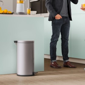 Hailo Pedal bin Solid silver with galvanized interior L 18 L by Hailo, Garbage cans and trash cans - Ref: Foro24-434080, Pric...